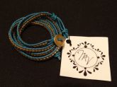 Pulseira dourada  e Azul